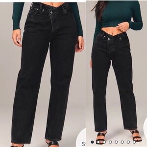 Abercrombie&Fitch The Dad High Rise Curve Love Jeans Black Rinse Wash, size 26/2